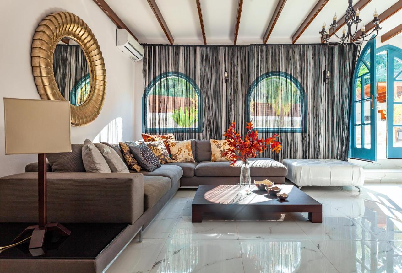 Bella Foresta Villa II Ixia  Ngoại thất bức ảnh
