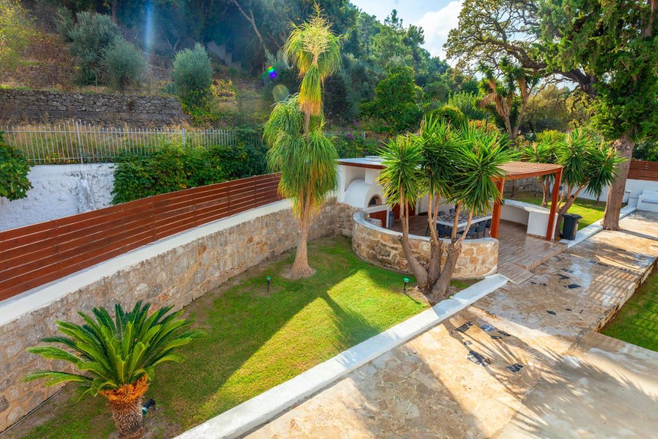Bella Foresta Villa II Ixia  Ngoại thất bức ảnh