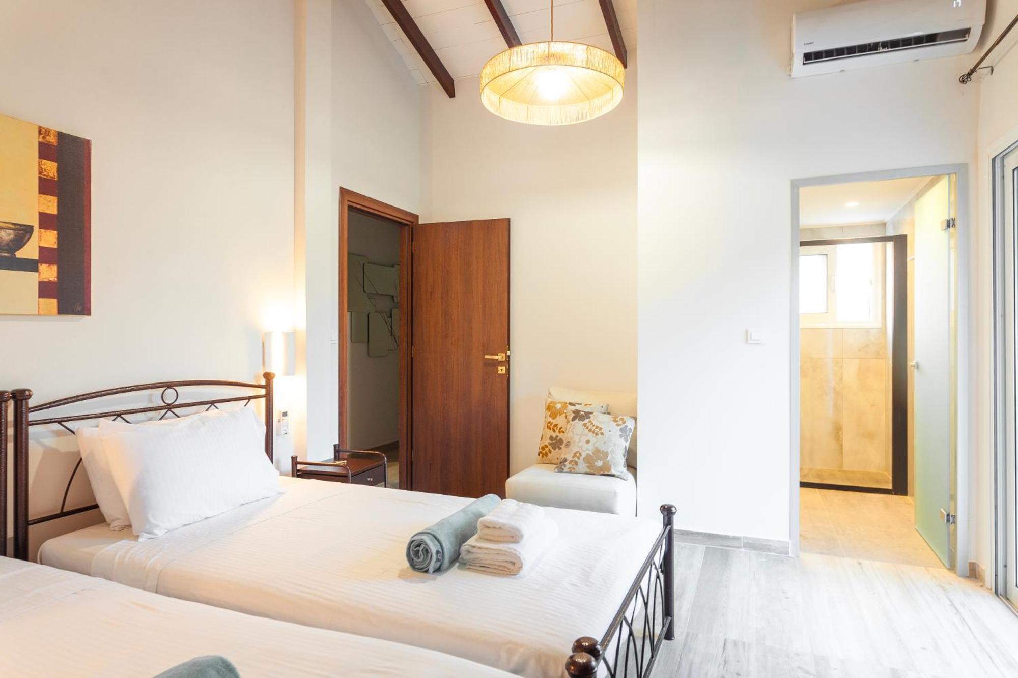 Bella Foresta Villa II Ixia  Ngoại thất bức ảnh