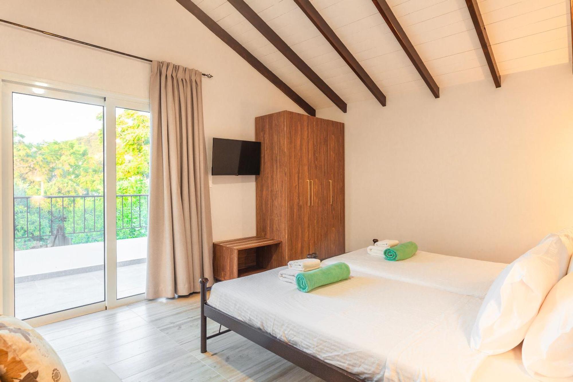 Bella Foresta Villa II Ixia  Ngoại thất bức ảnh